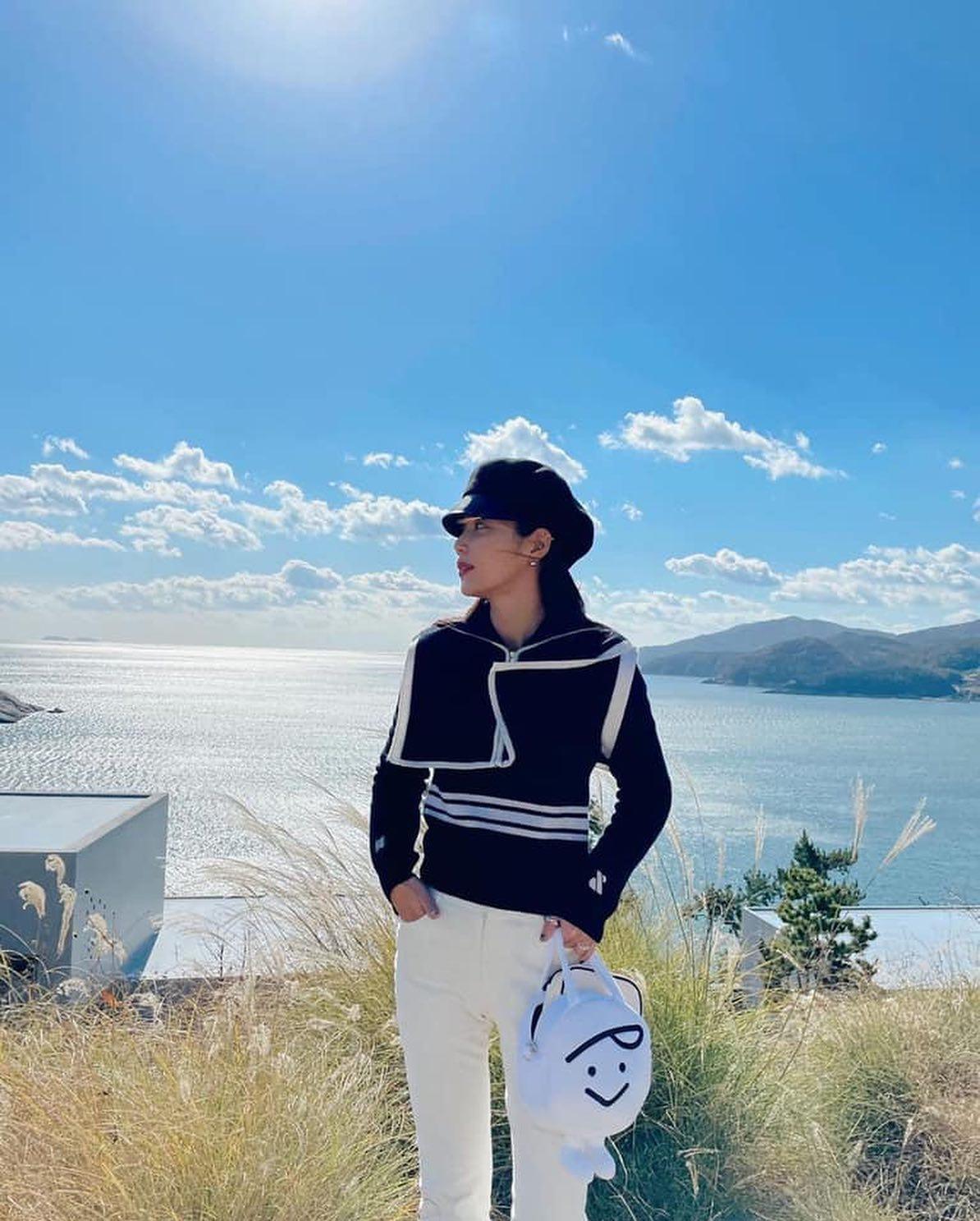 멋진 언니들🏌🏻‍♀️💚골프웨어 스타일 이미지7