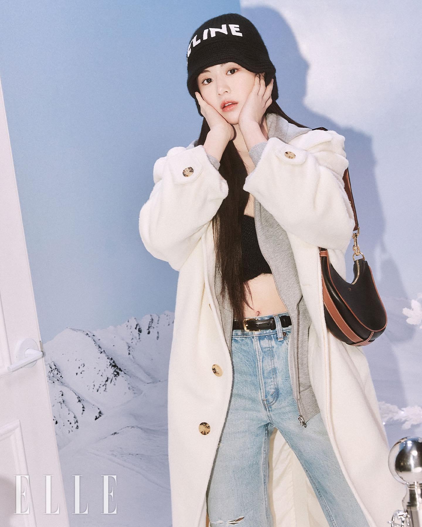 함께 해볼래🎄❤️고윤정 홀리데이
셀린느 연말룩🖤💛@참고해놔 #광고 이미지3