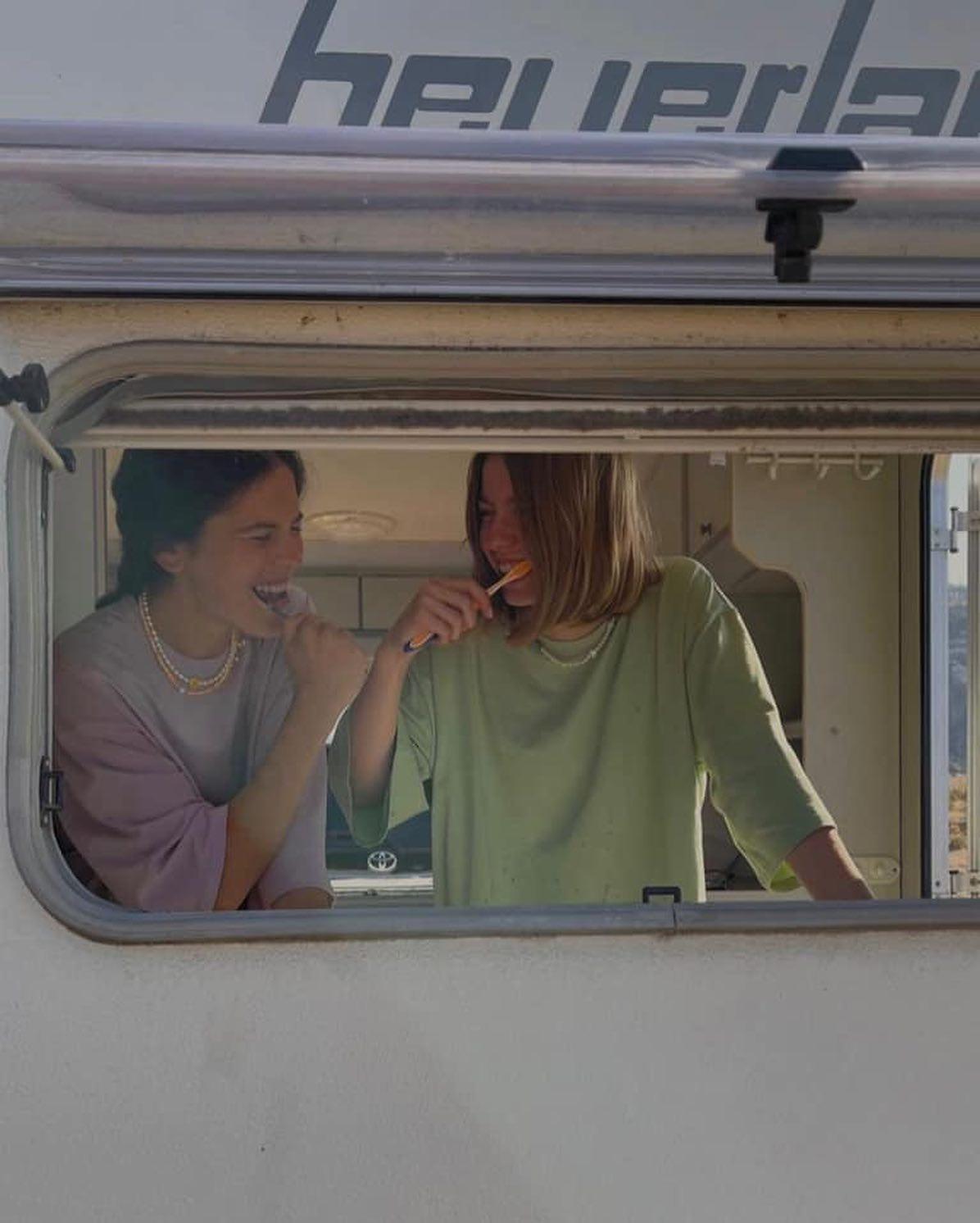 한번쯤 꿈꿔본 차박🚘🤍 이미지3