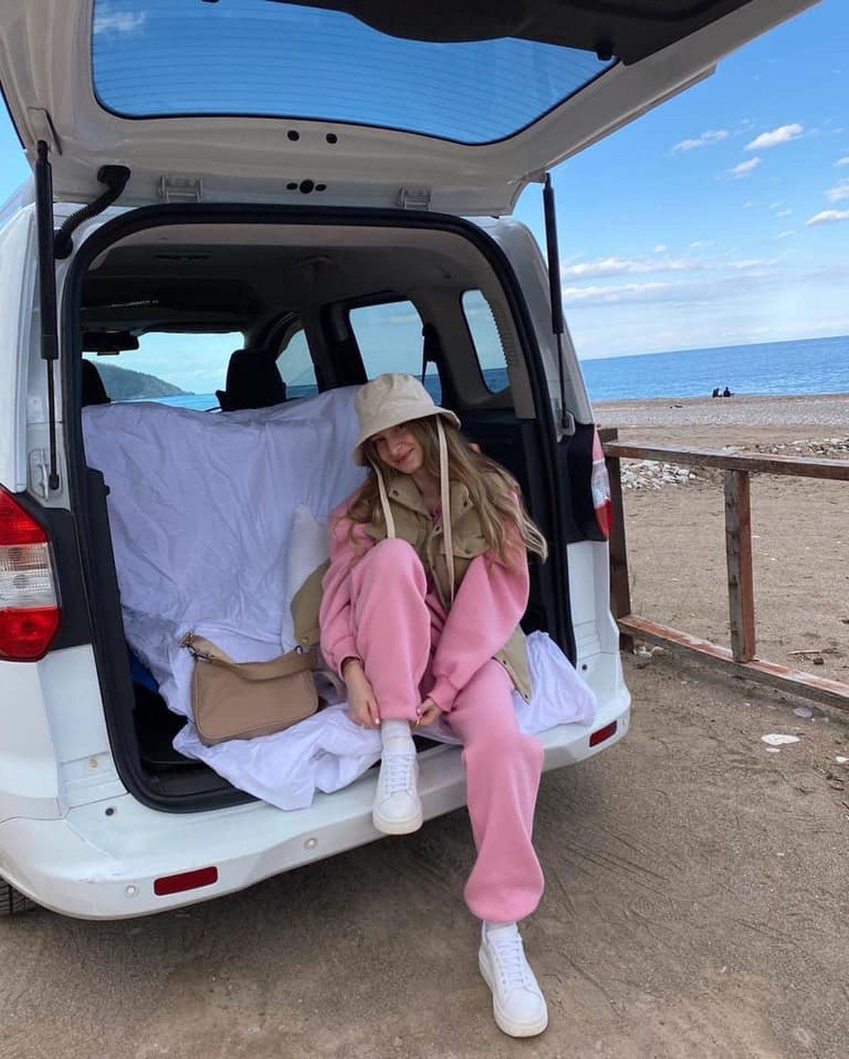 한번쯤 꿈꿔본 차박🚘🤍 이미지4