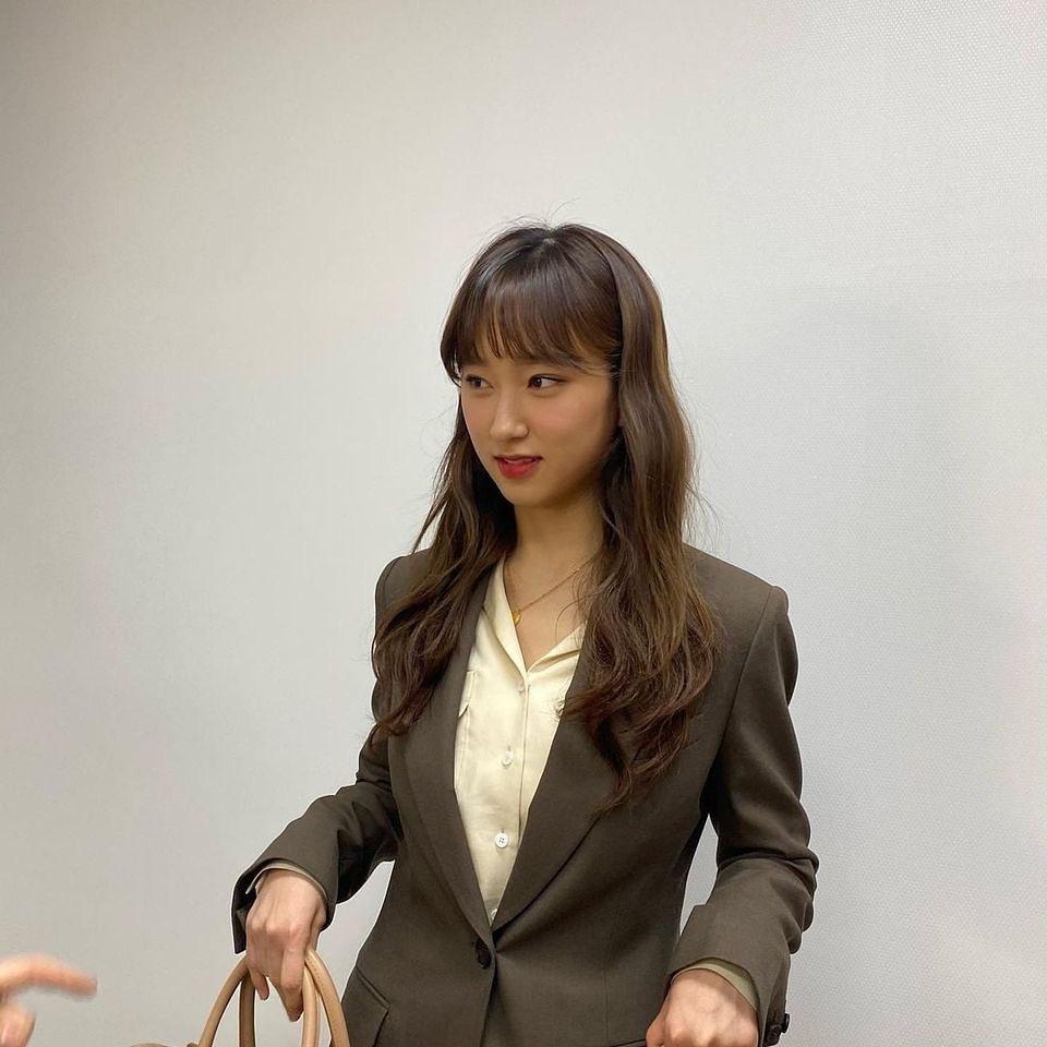 류혜영의 편안한 캐주얼 무드👀 이미지1