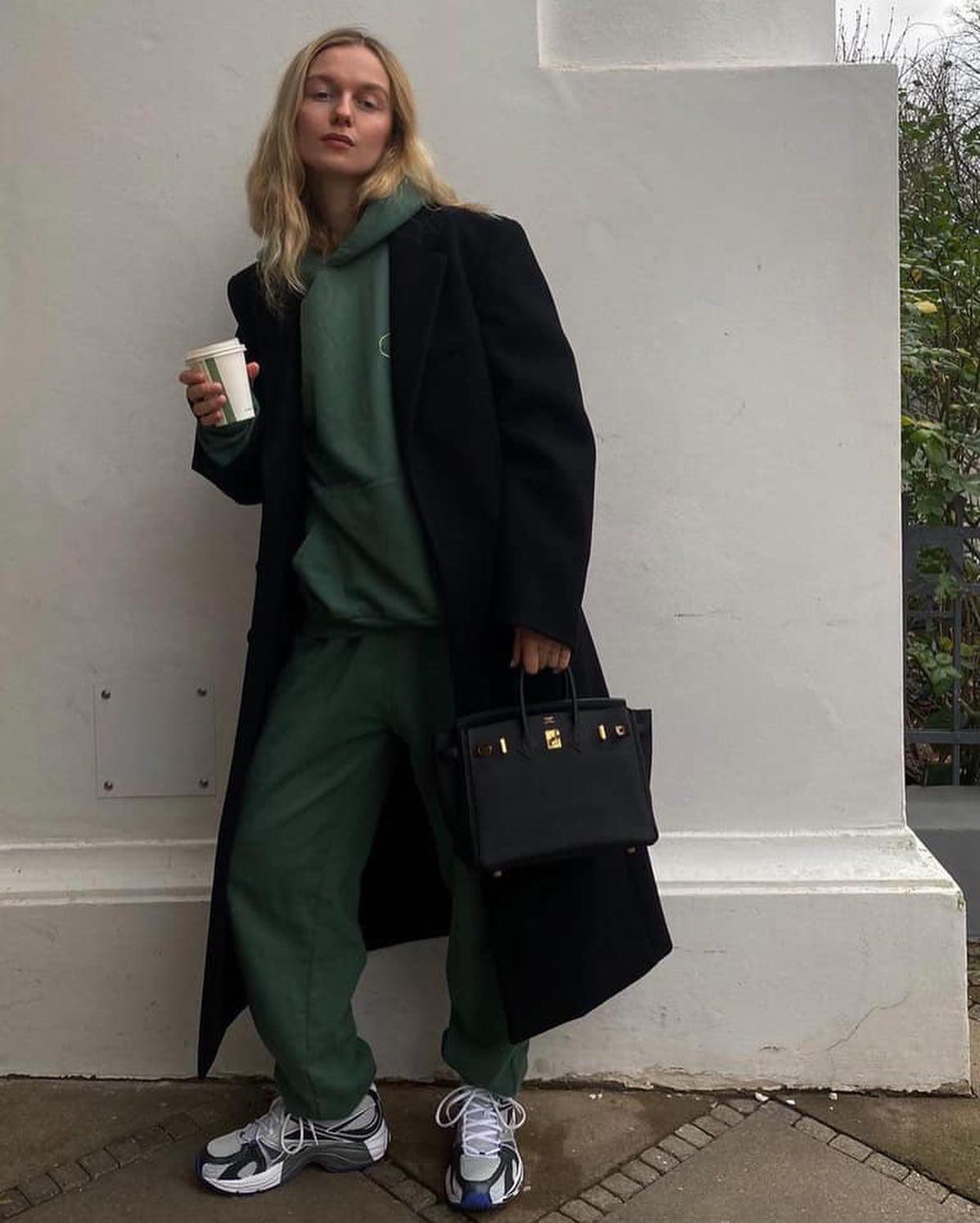 올겨울 교복@롱코트🖤 이미지