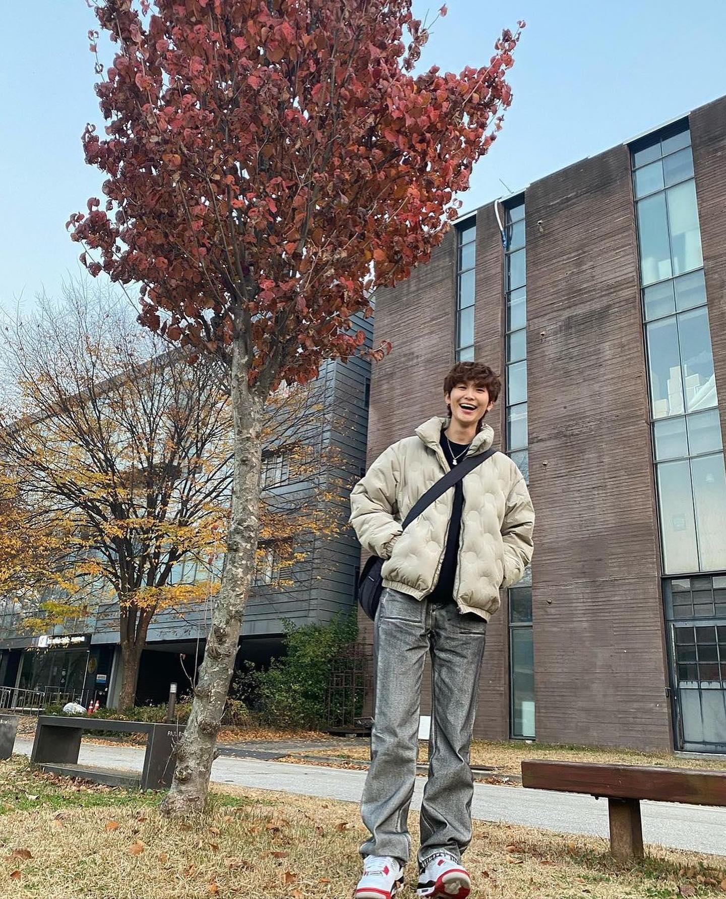 FC구척장신🖤💚꾸안꾸 @패딩룩 이미지5