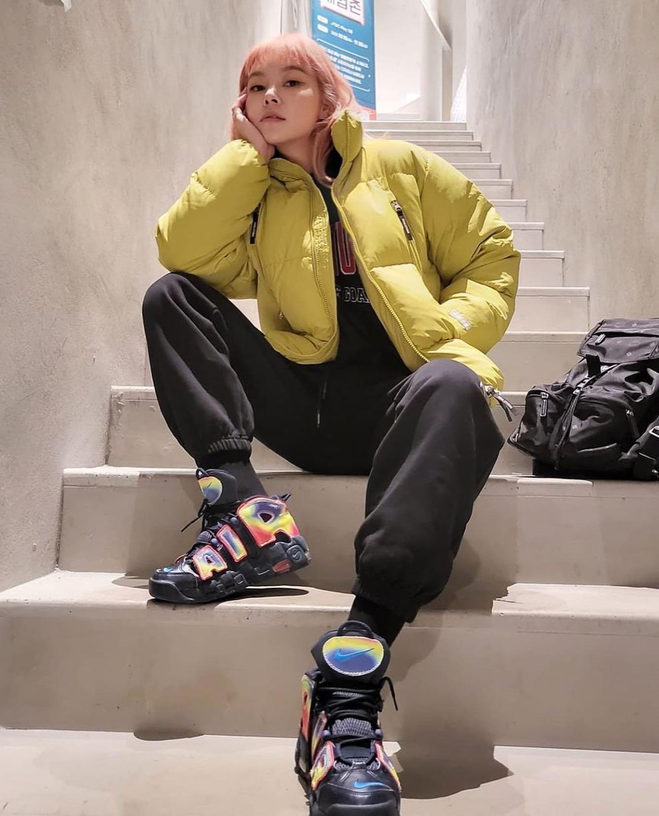 FC구척장신🖤💚꾸안꾸 @패딩룩 이미지6