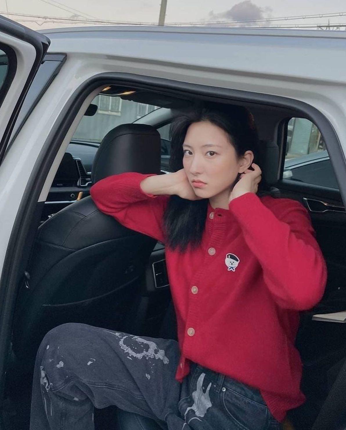 우주소녀 은서의 캐주얼 소화력🌏 이미지6