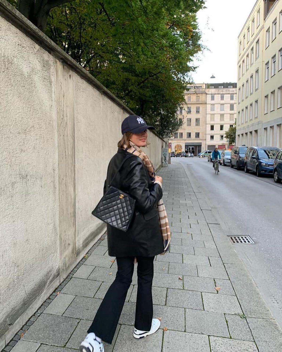 깔끔한 볼캡룩@참고🧢🖤 이미지4