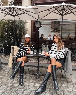 똑같이 입고 만나👯♀️🖤 이미지