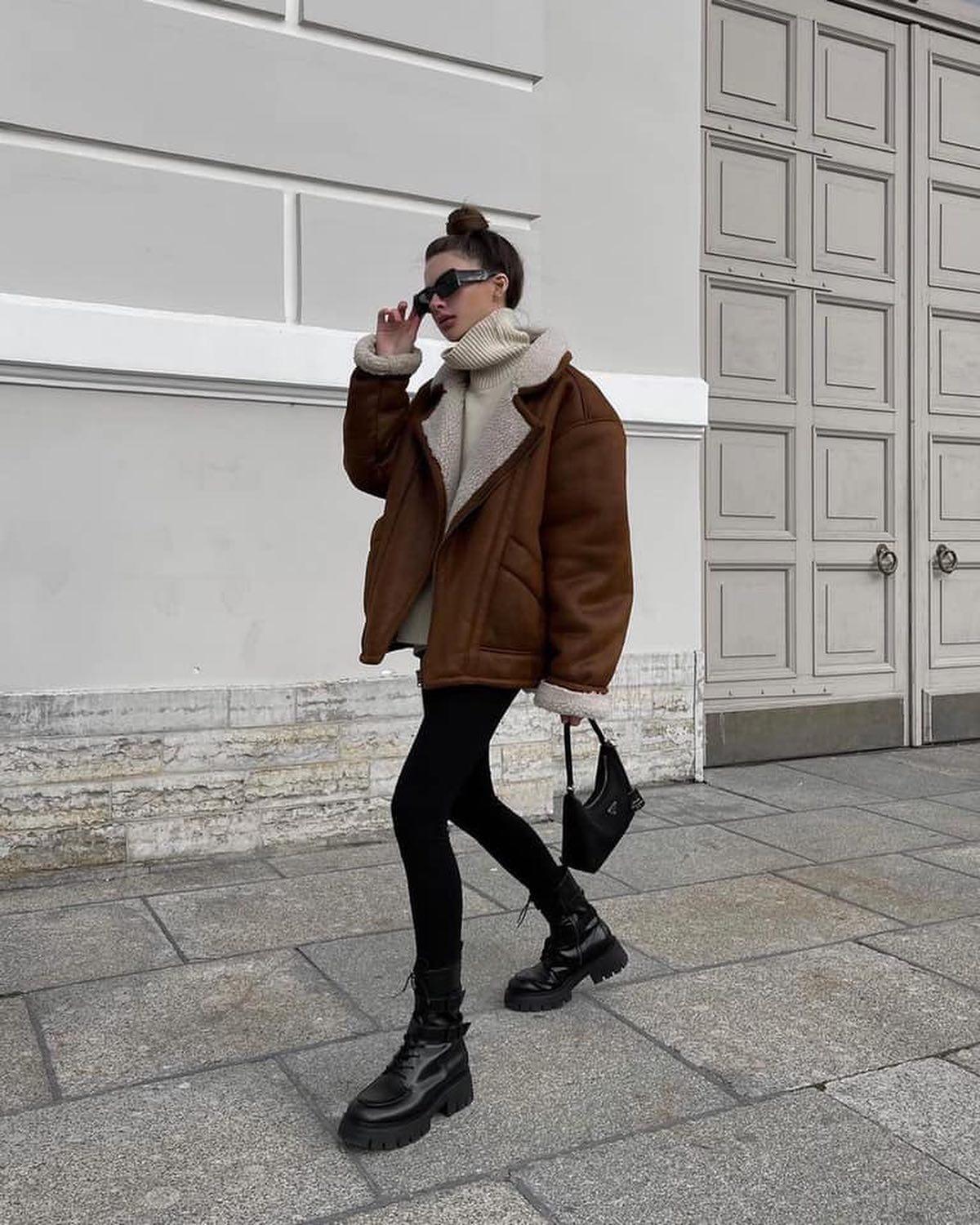 코트도 패딩도 싫을때😚🖤🤍 이미지4