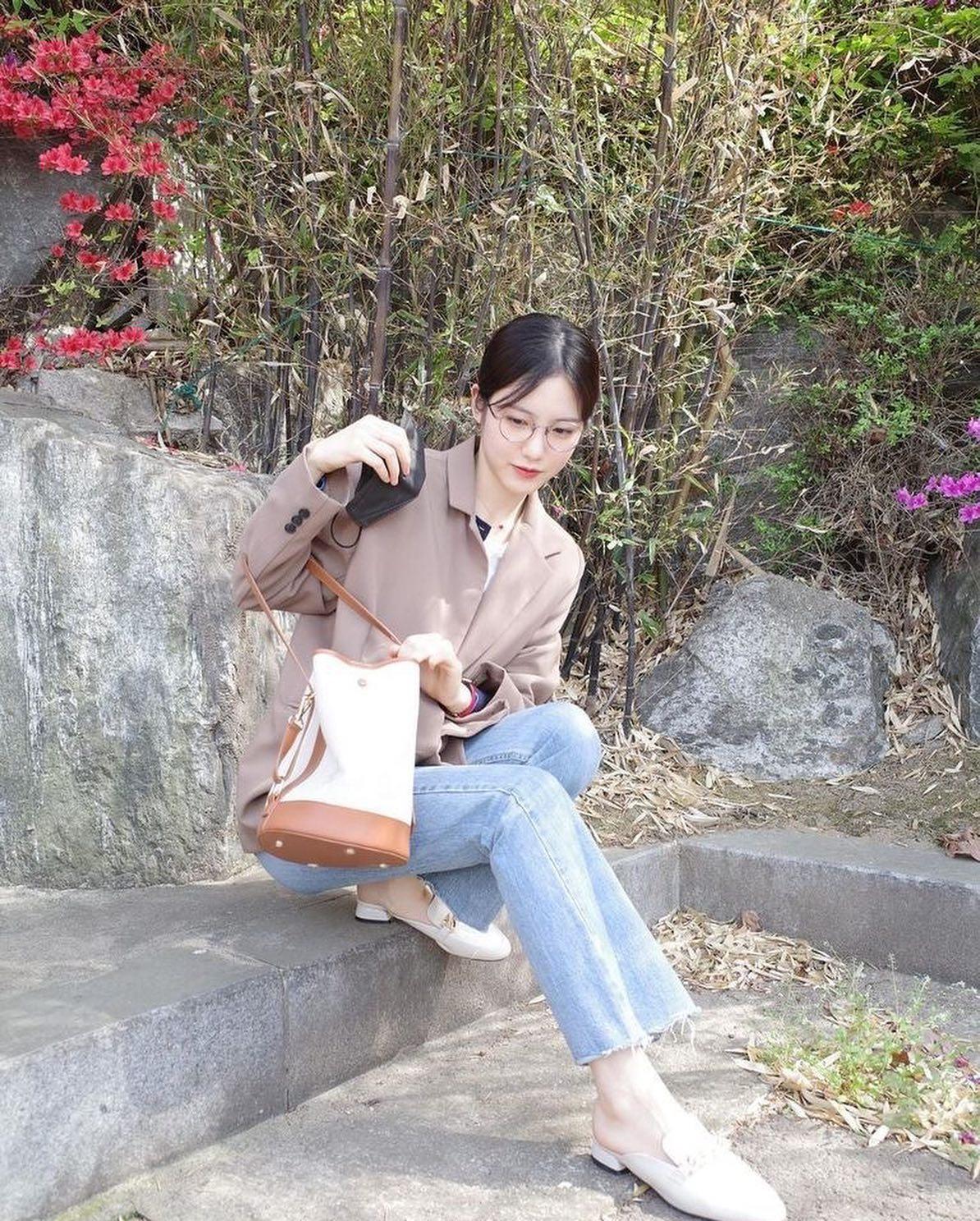 오피스 캐주얼은 신예은처럼🧡🎶 이미지4