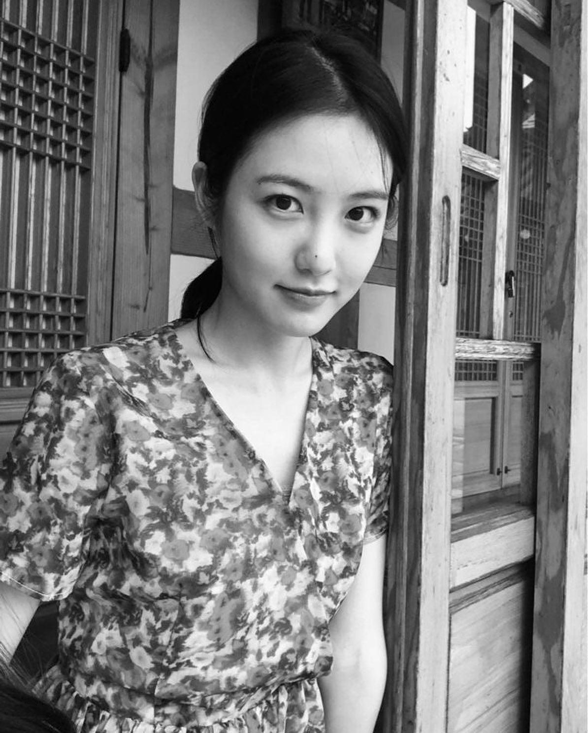 오피스 캐주얼은 신예은처럼🧡🎶 이미지8