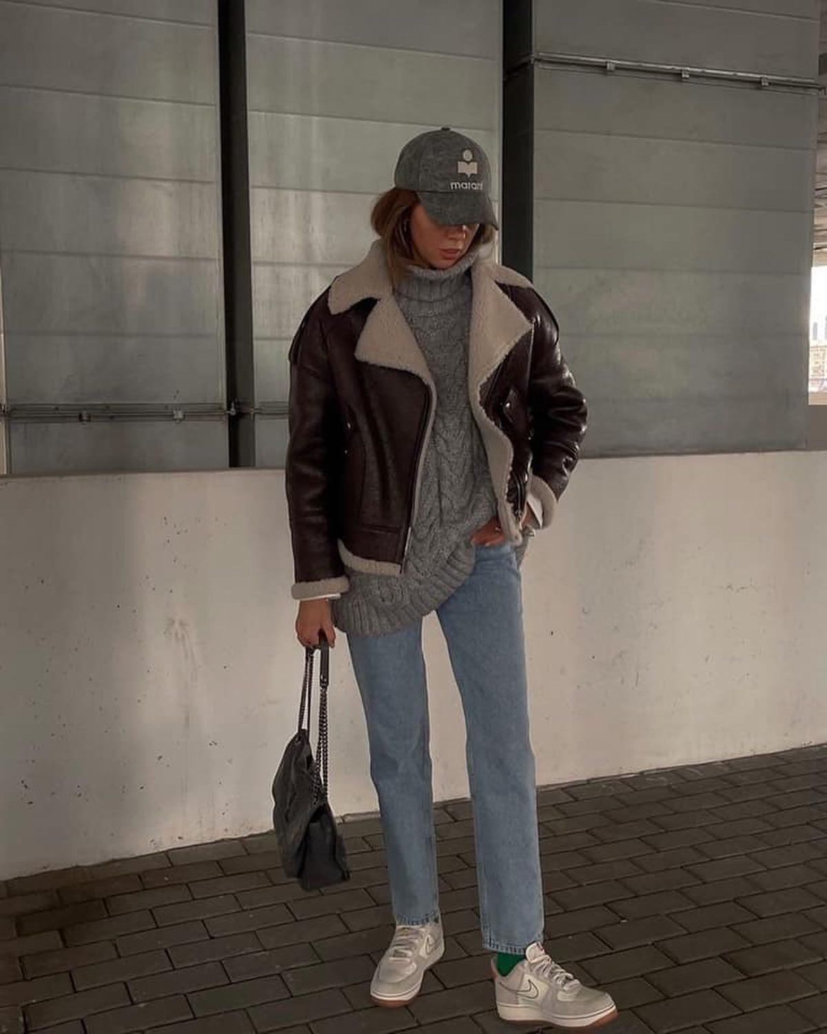 겨울 교복은 역시 무스탕🏷🤎🤍 이미지3