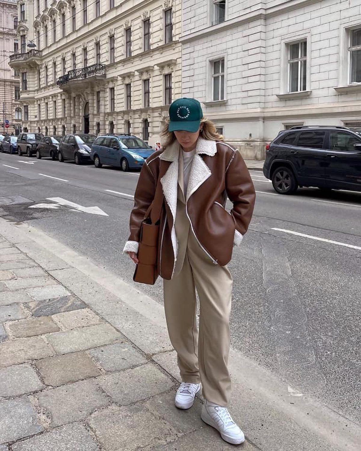 겨울 교복은 역시 무스탕🏷🤎🤍 이미지7