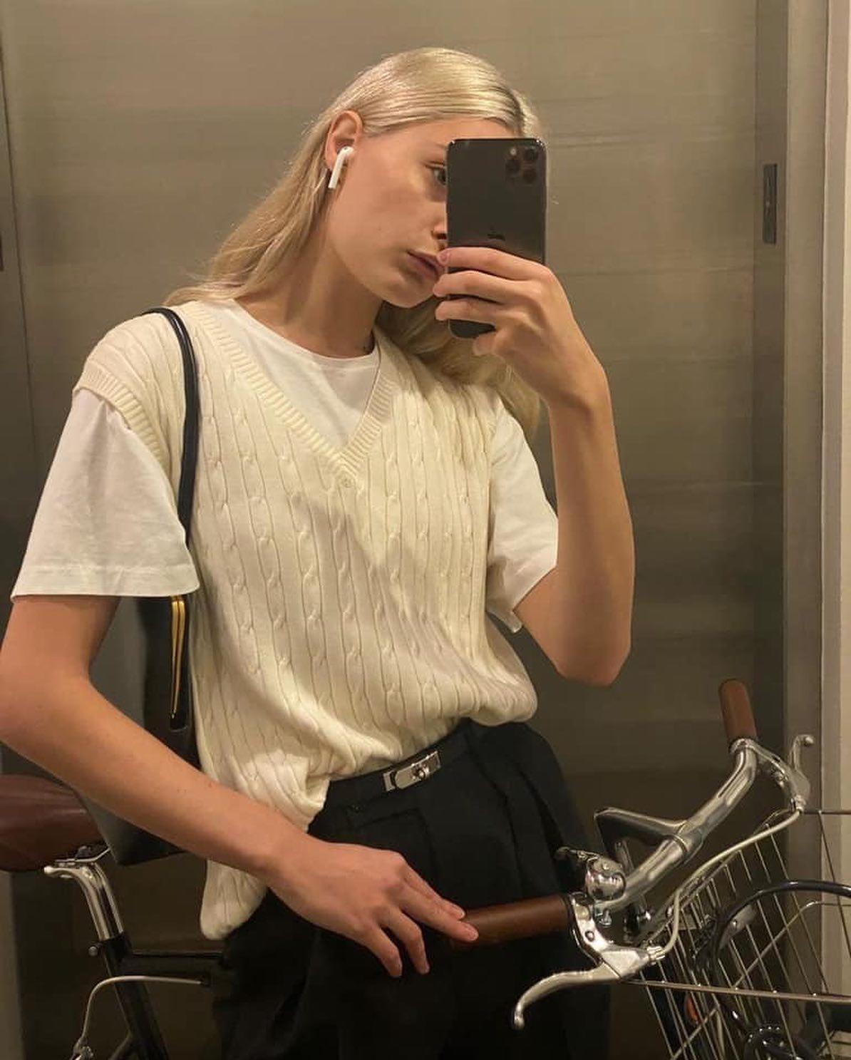 뽀송뽀송 화이트니트 입기☁️ 이미지2