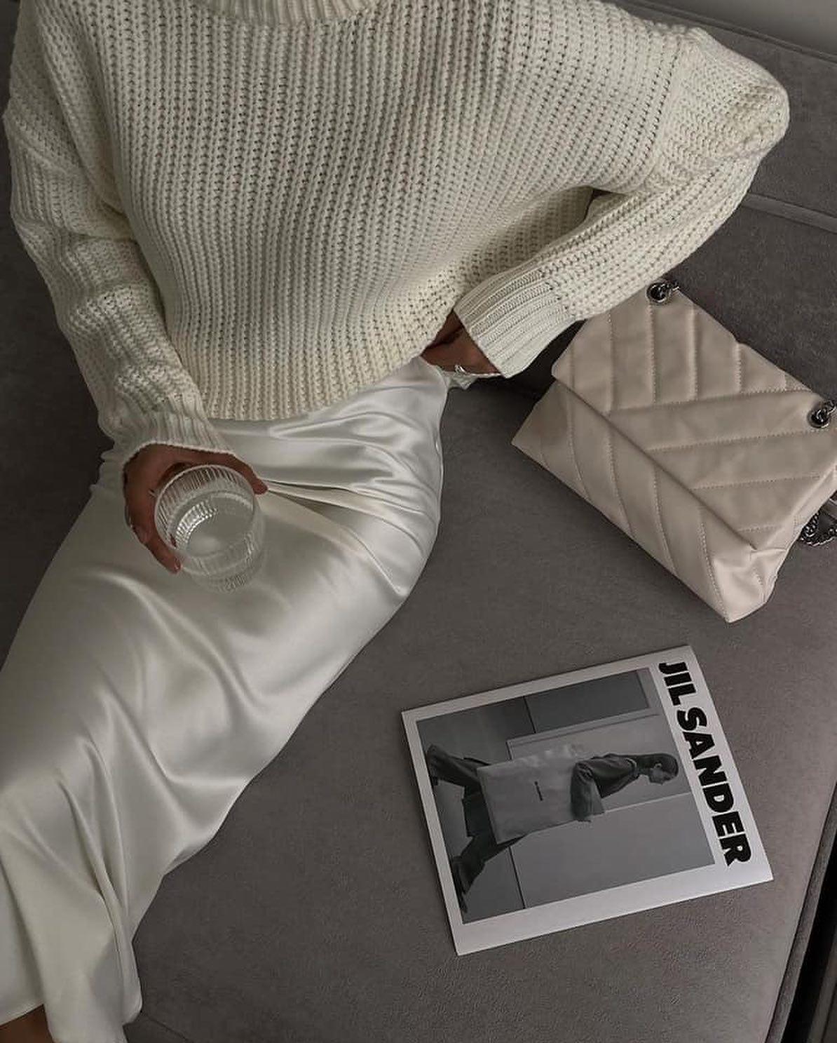 뽀송뽀송 화이트니트 입기☁️ 이미지3