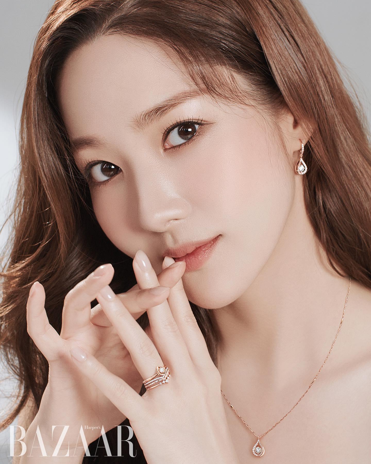 박민영 x 제이에스티나 만남🖤🤍
럭셔리한 갓민영 주얼리룩💎❤️@역시예뻐 #광고 이미지3