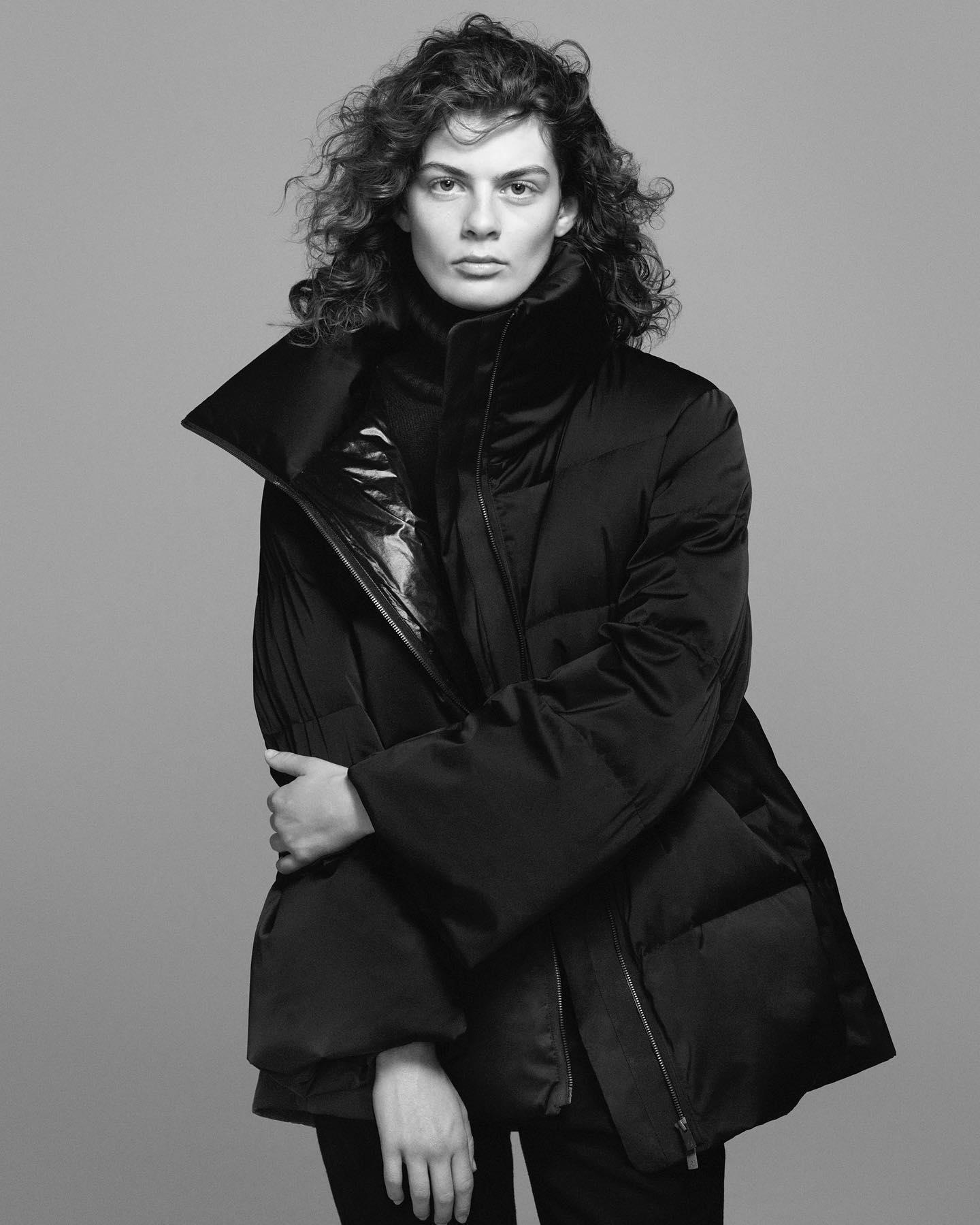 21년 F/W +J 컬렉션 11/12 런칭🖤
디자이너 질샌더 콜라보🕵🏻♀️🧥 강렬함과 감성의 진수 #광고 이미지3