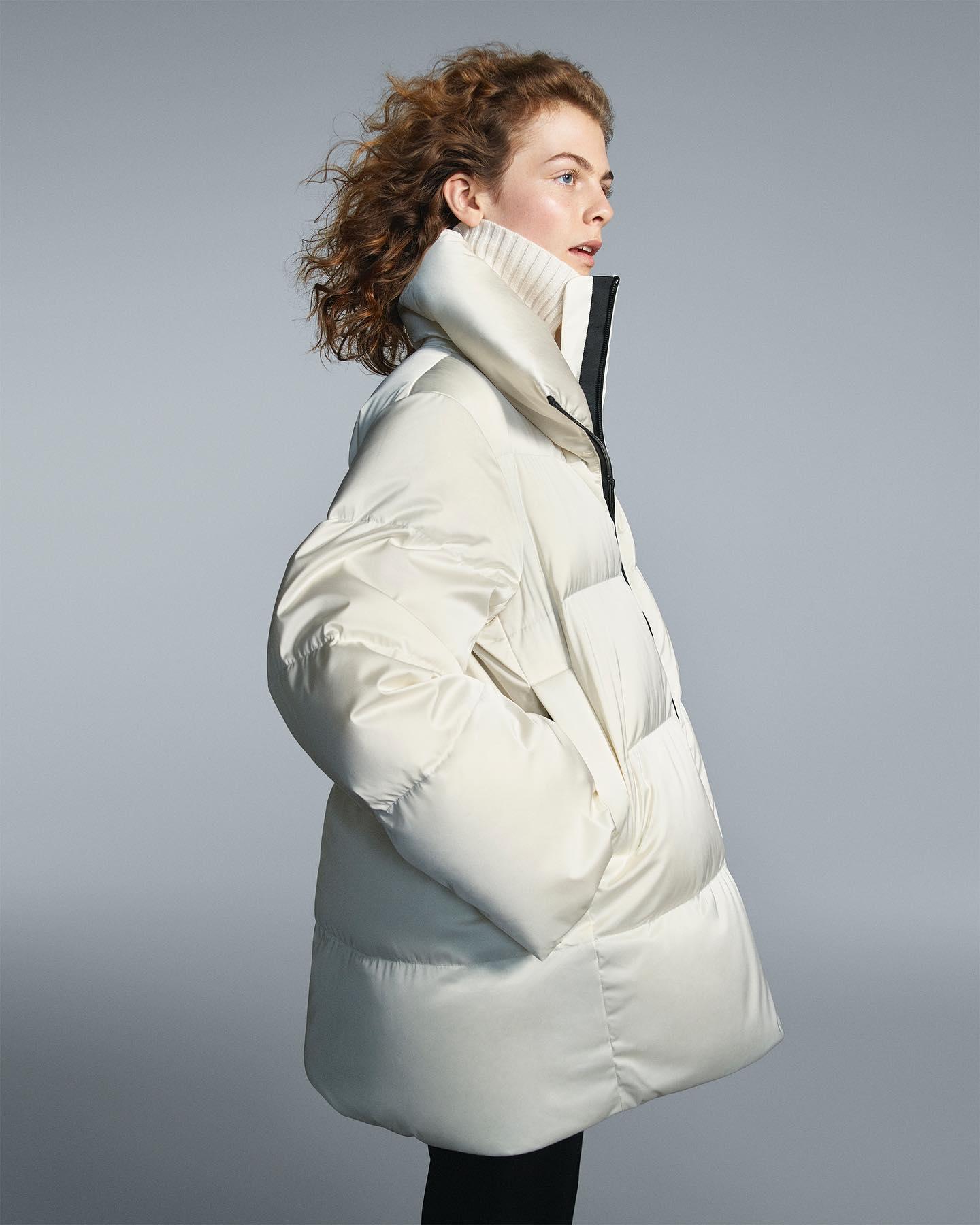 21년 F/W +J 컬렉션 11/12 런칭🖤
디자이너 질샌더 콜라보🕵🏻♀️🧥 강렬함과 감성의 진수 #광고 이미지10