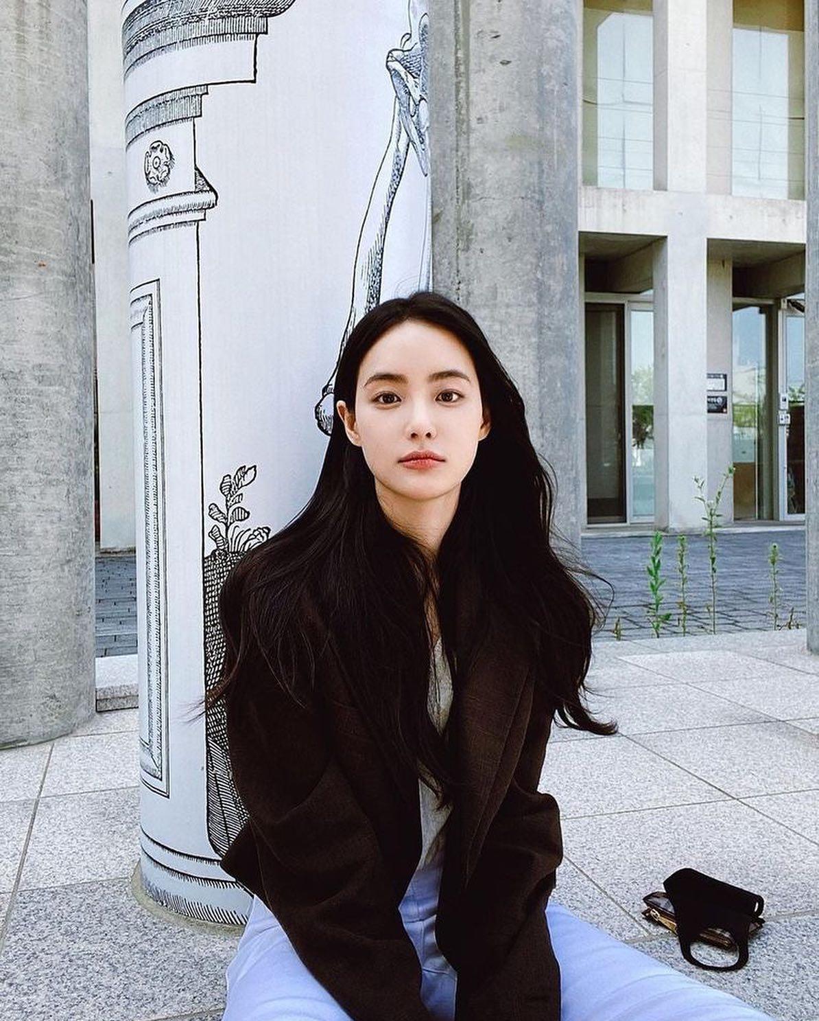 인형미모 수주언니 피드구경🖤🎀 이미지