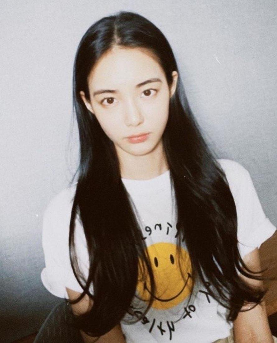 인형미모 수주언니 피드구경🖤🎀 이미지8