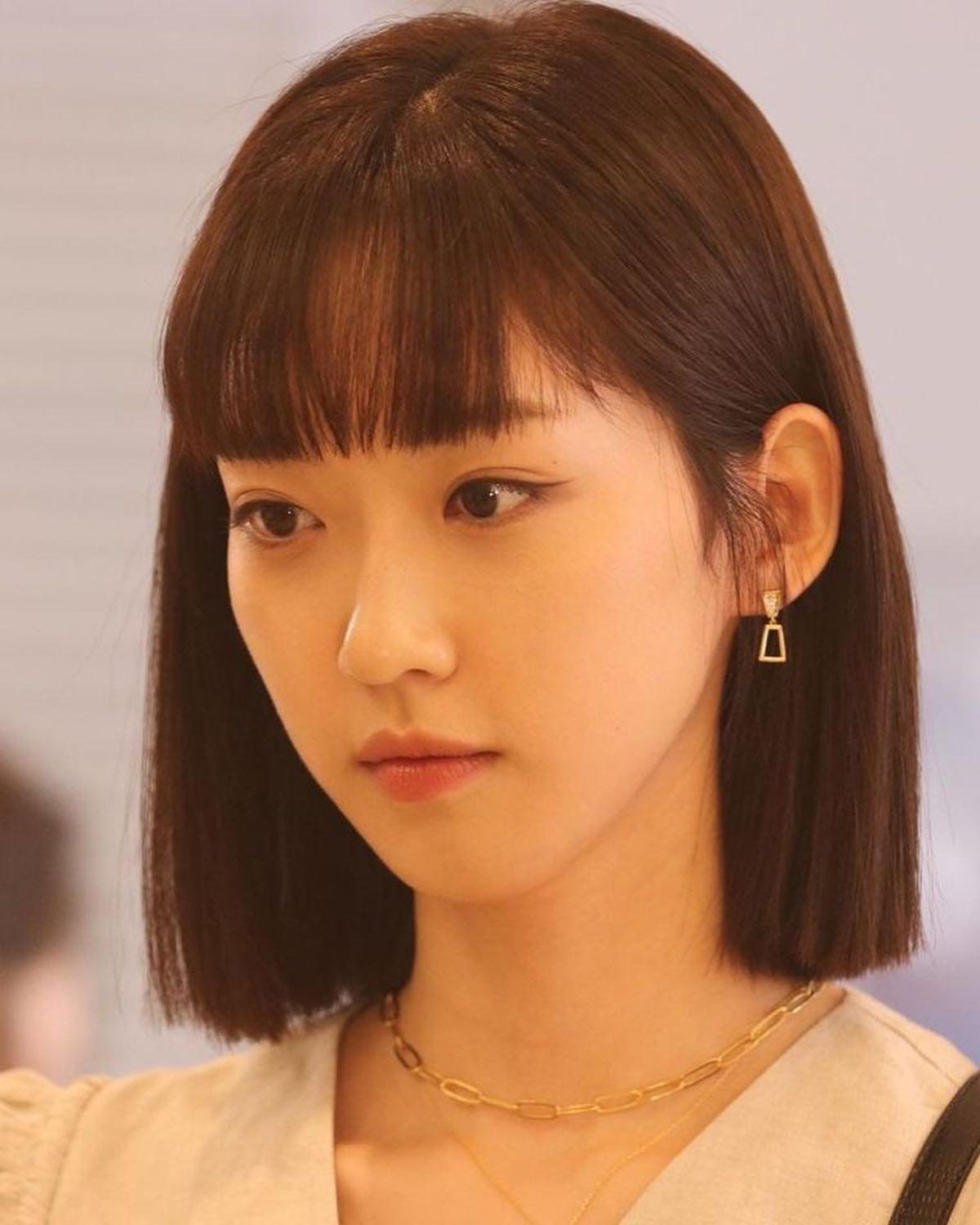 반전본캐 한지현👀💛@스타일링 이미지6