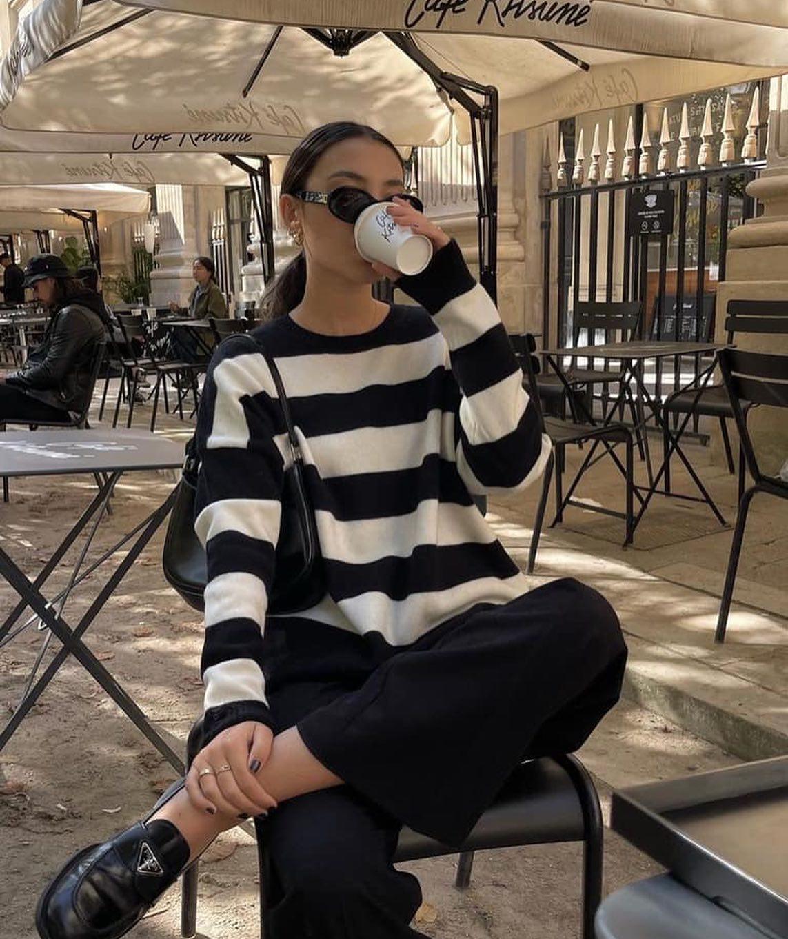 같이 스트라이프 입어요🖤🤍 이미지3