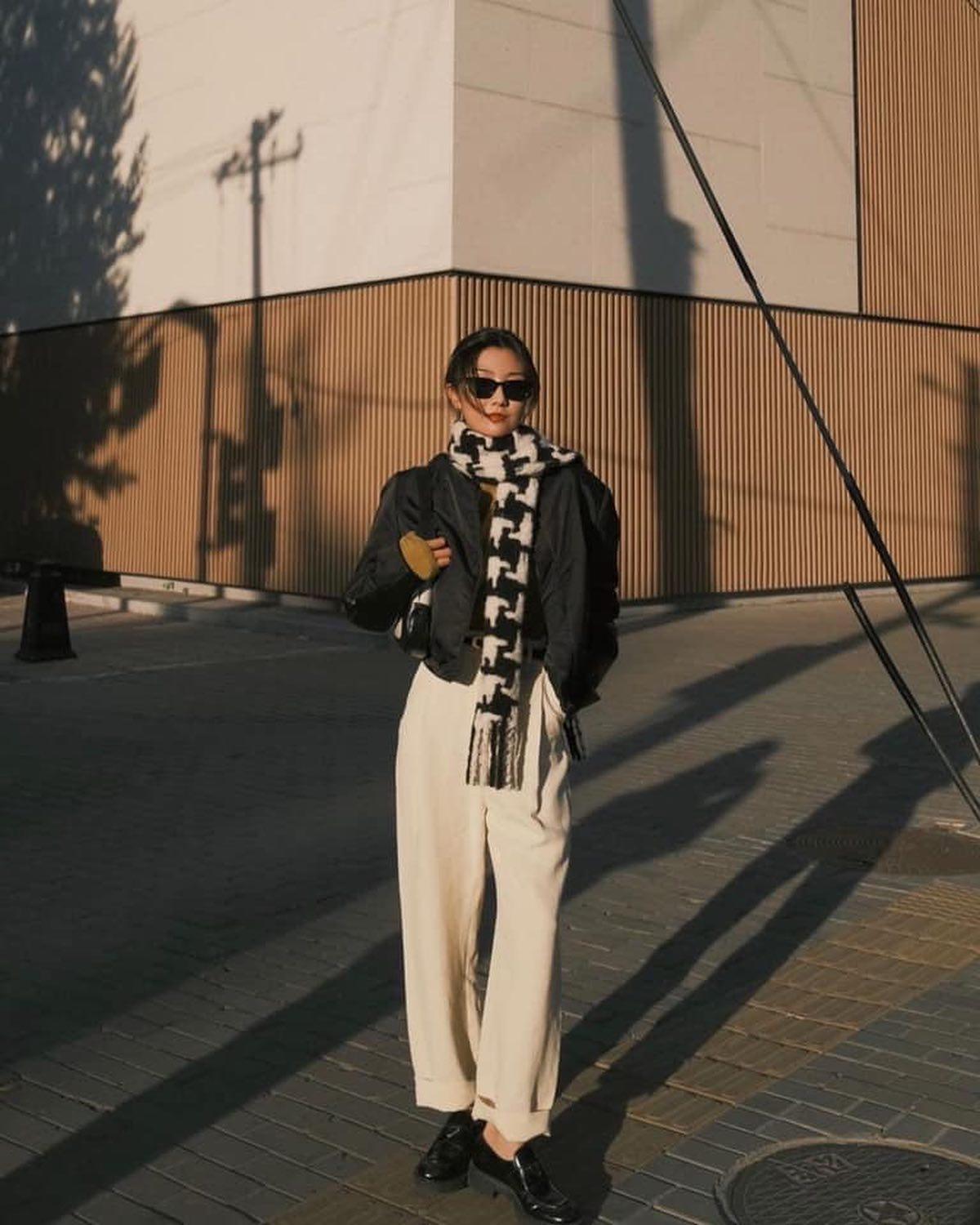 선글라스는 지금 끼는거야😎🖤 이미지7