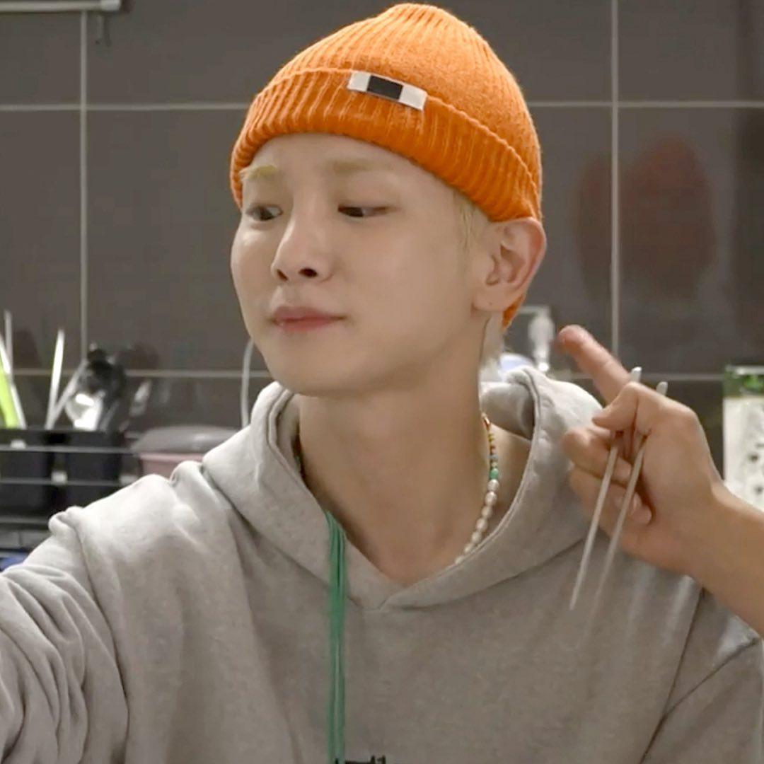 데일리 KEY@포인트 주얼리로💎⁣
펄비즈 & 스트립 목걸이💚💛추가 이미지