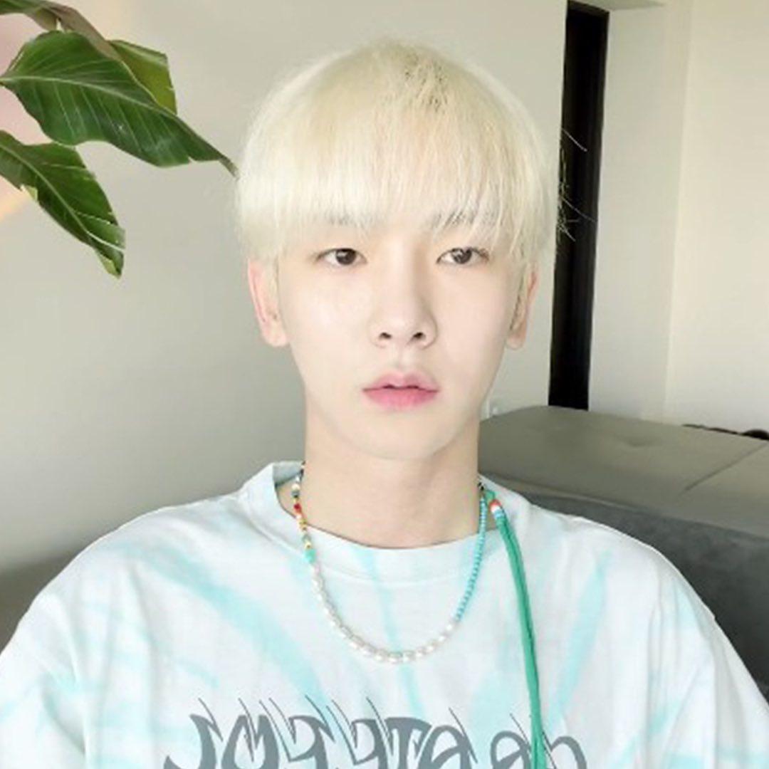 데일리 KEY@포인트 주얼리로💎
펄비즈 & 스트립 목걸이💚💛추가 이미지8