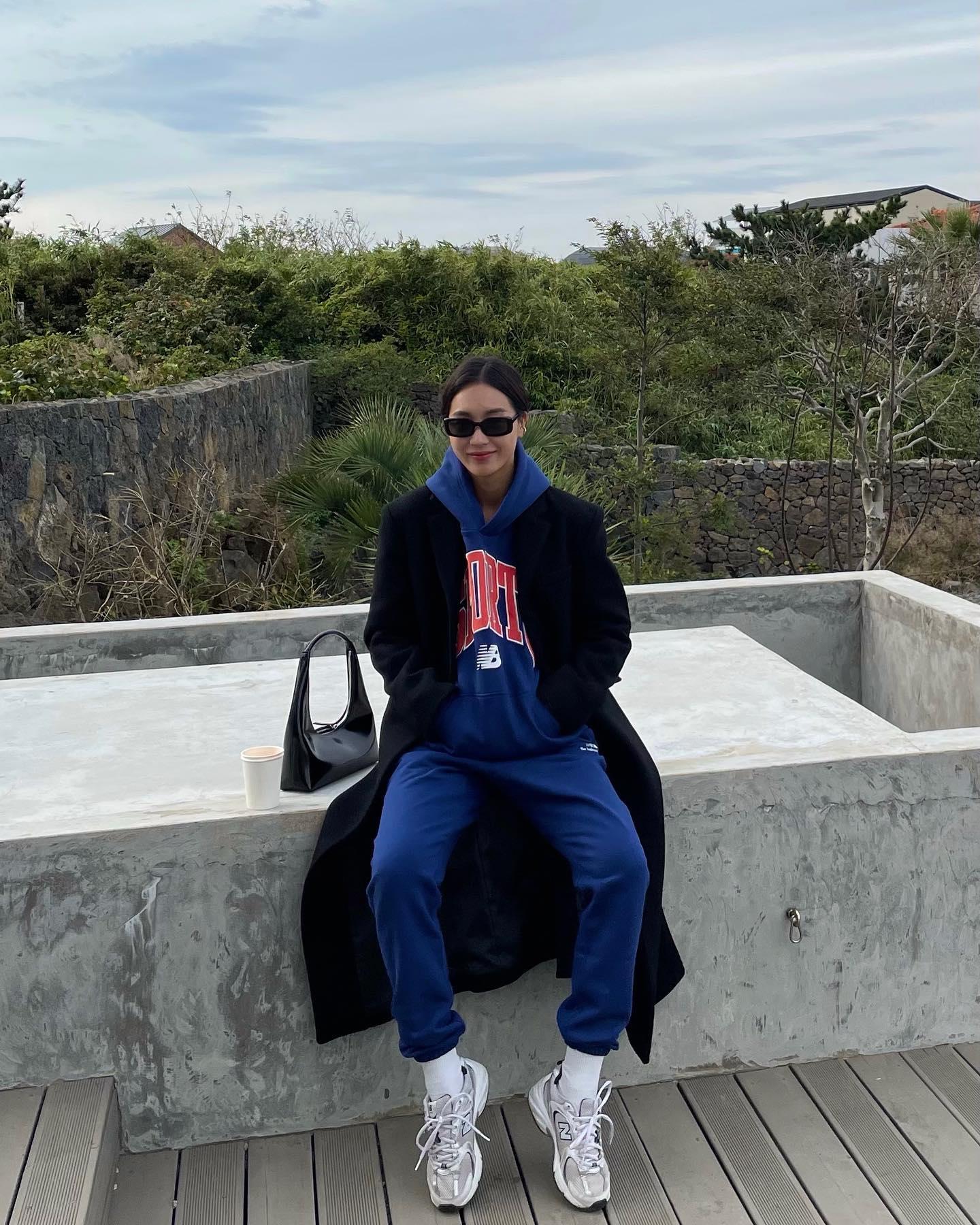 뉴발란스 트레이닝복