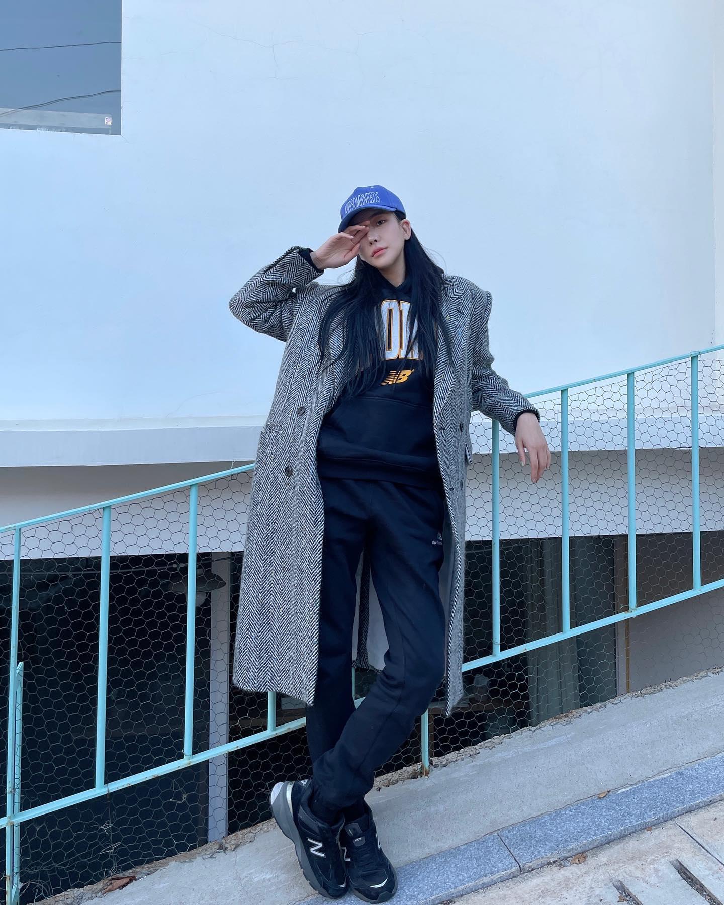 뉴발 아메리칸 무드🇺🇸💙셋업코디 이미지3