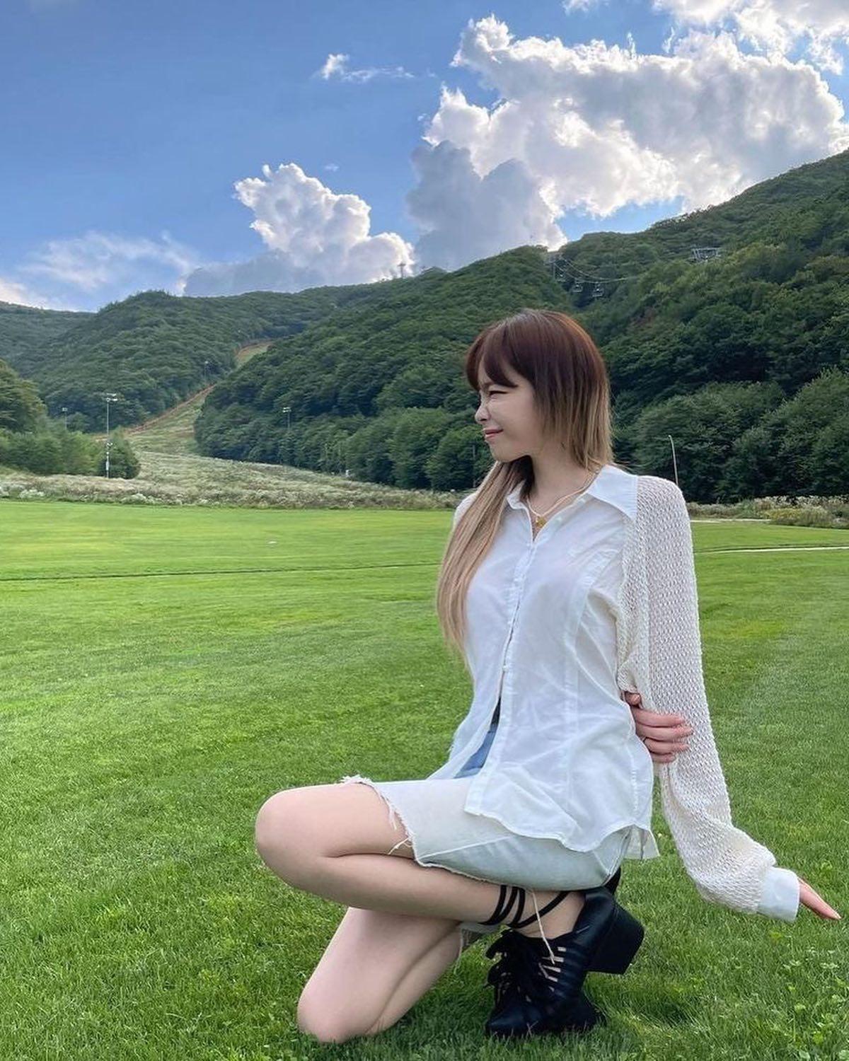 조녜로운 헤이즈 코디구경💕🌻 이미지5