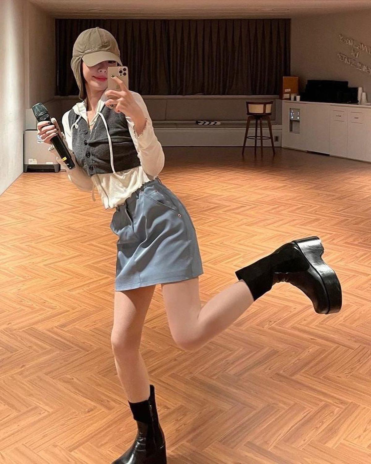 조녜로운 헤이즈 코디구경💕🌻 이미지9