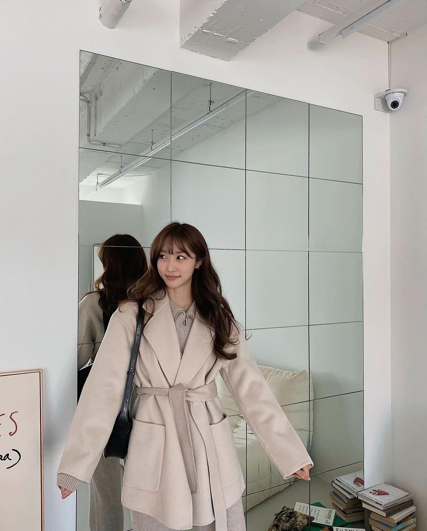 이코코 언니 @코트룩🦷👃🏻👃🏻🧥 이미지