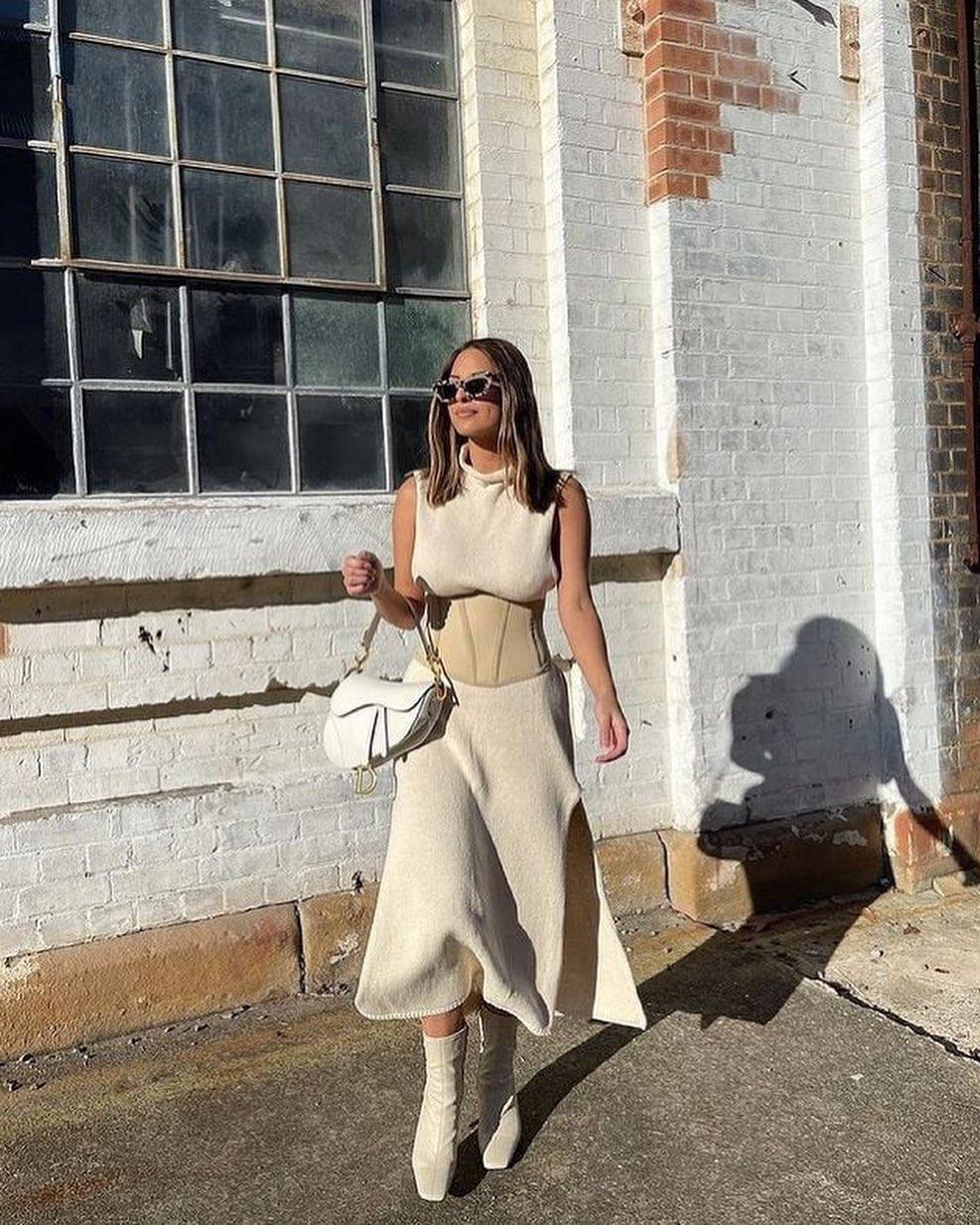 여름에도 베이지톤 사랑🤎 이미지5