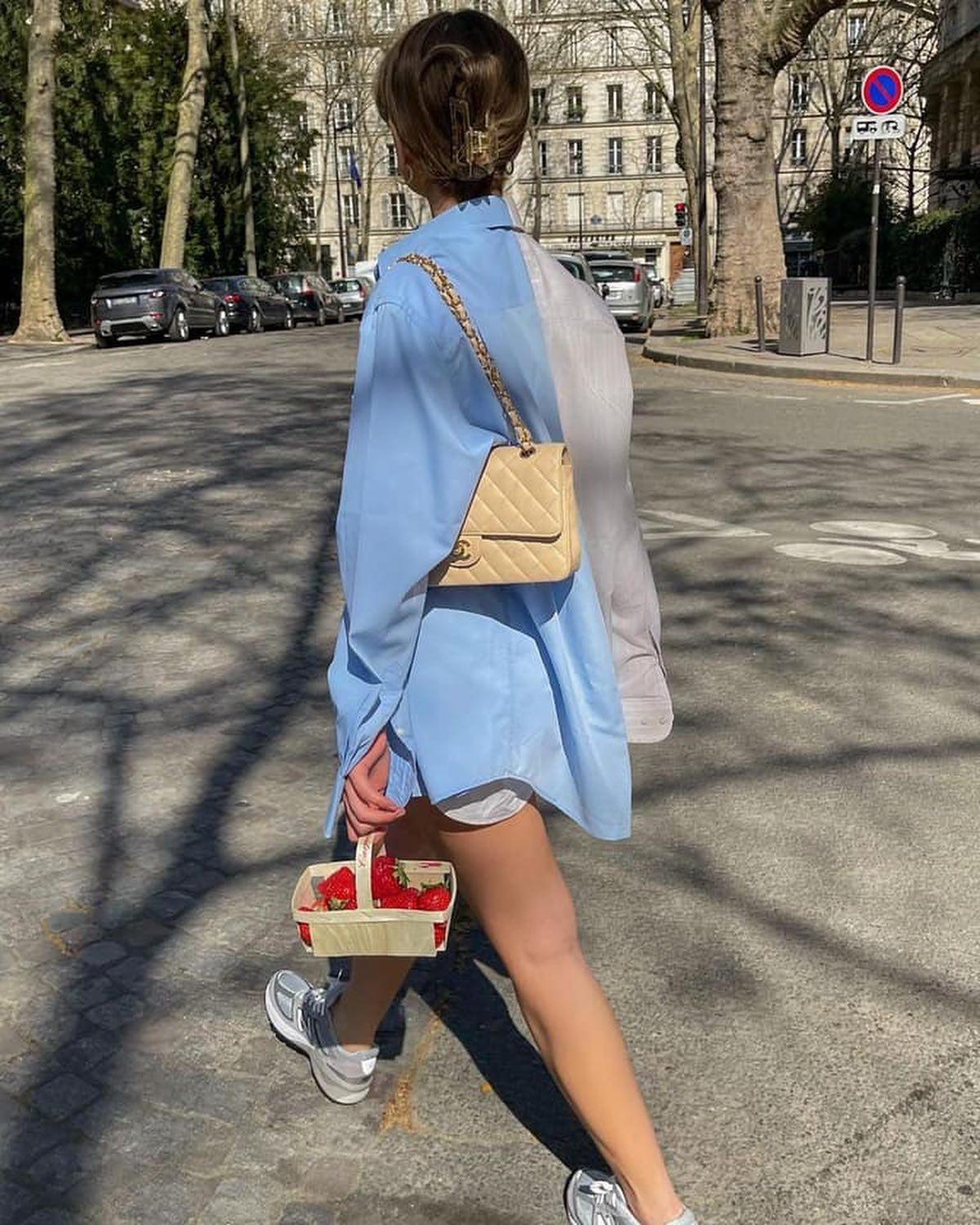 셔츠에 반바지 @어때💙🤍 이미지2