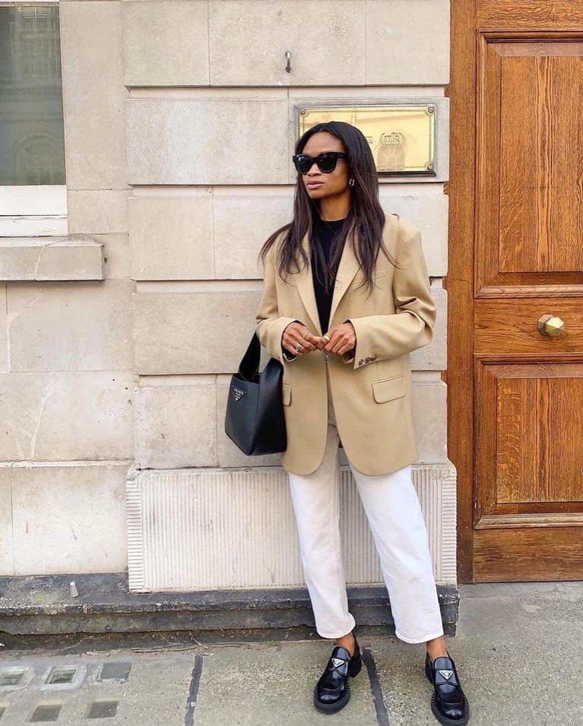 프라다답다😎심플 토트백🖤🤍 이미지6