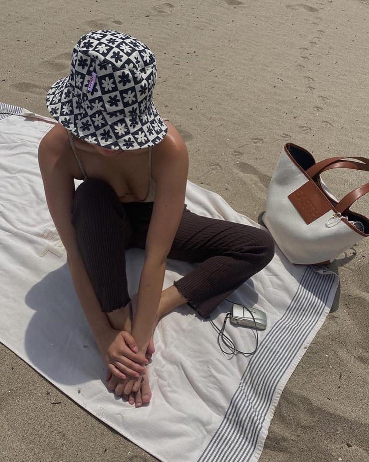 버킷햇이 필요한 요즘☀️🧺 이미지5