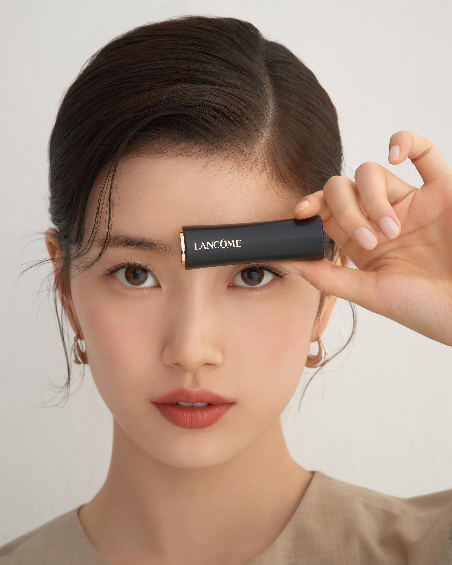 보자마자 반하는🤎❤️국민 첫사랑
우아하고 성숙한 수지 x 랑콤💄가을 뷰티 화보 #광고 #랑콤 이미지5