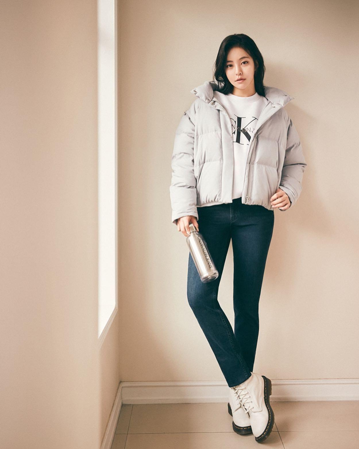 꼬북좌 언니 x 캘빈클라인진🐸🧡
흥하는 쁘걸 유정언니 겨울 코디👖😎 @다예쁘당 #광고 이미지8