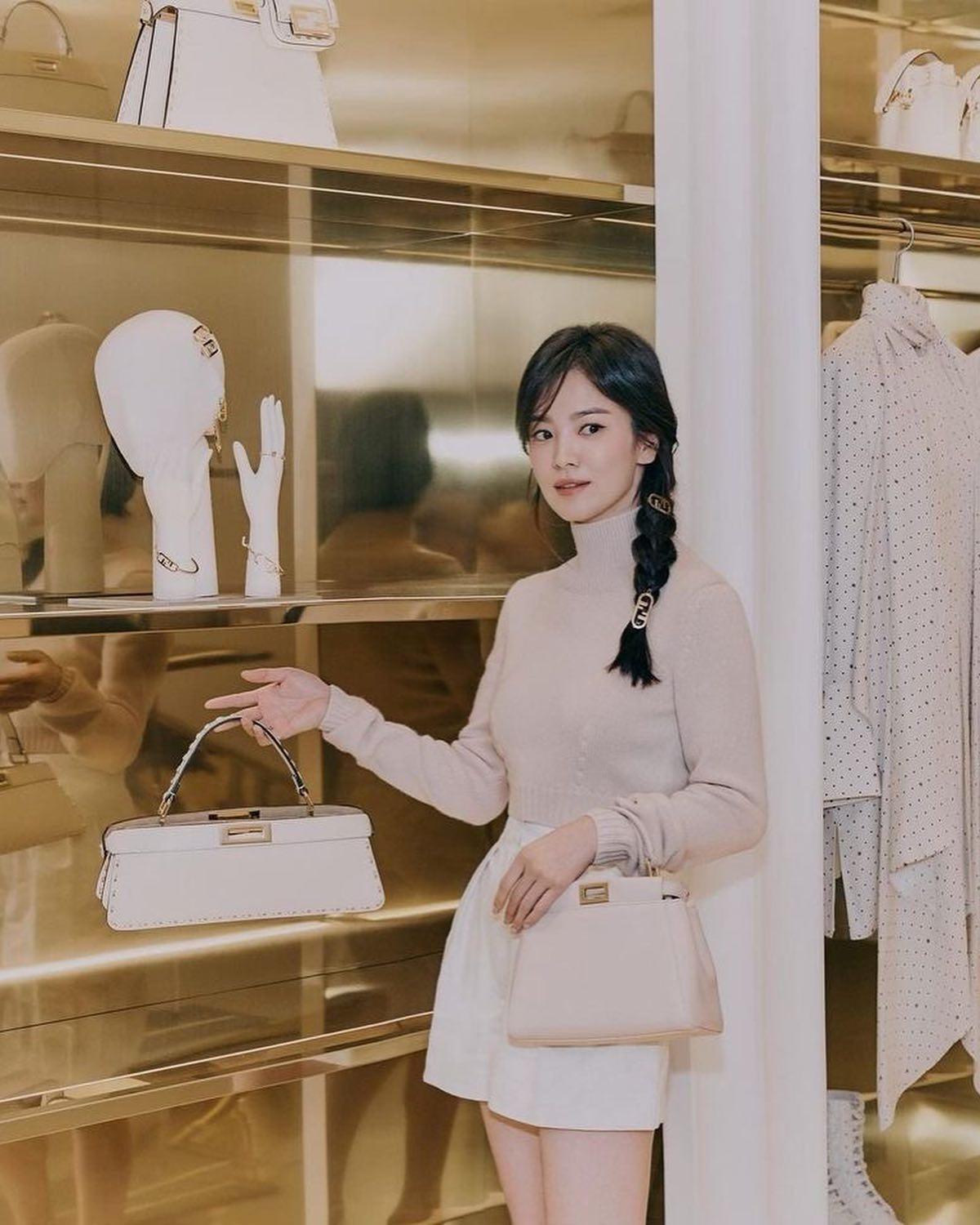 끝판 미모로 돌아오는 혜교언니✨ 이미지5