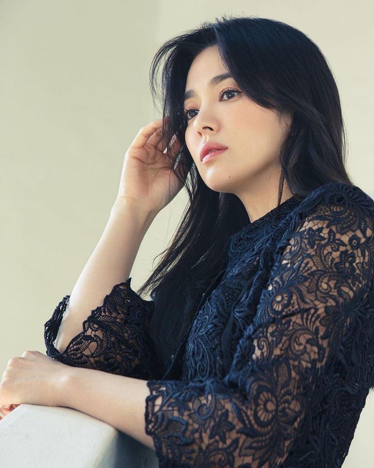 끝판 미모로 돌아오는 혜교언니✨ 이미지7