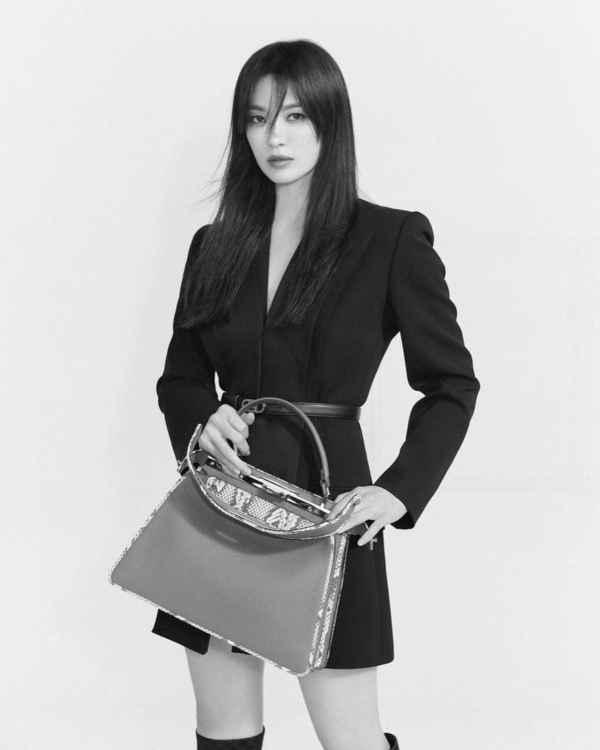 끝판 미모로 돌아오는 혜교언니✨ 이미지9