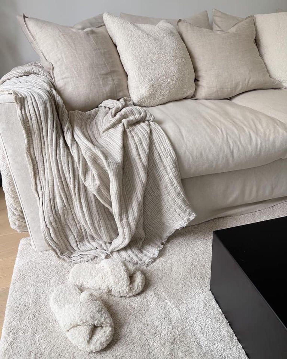 얼른 러그 깔고싶다..🤍 이미지2