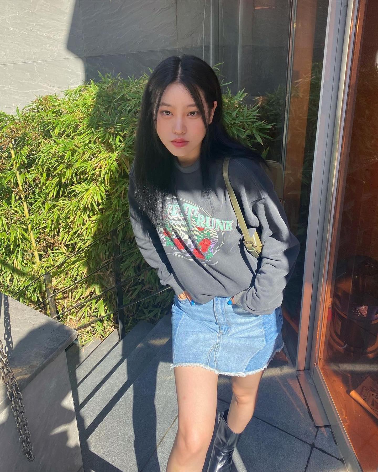 그래픽 맨투맨🌹🖤리스트 @추가 이미지8