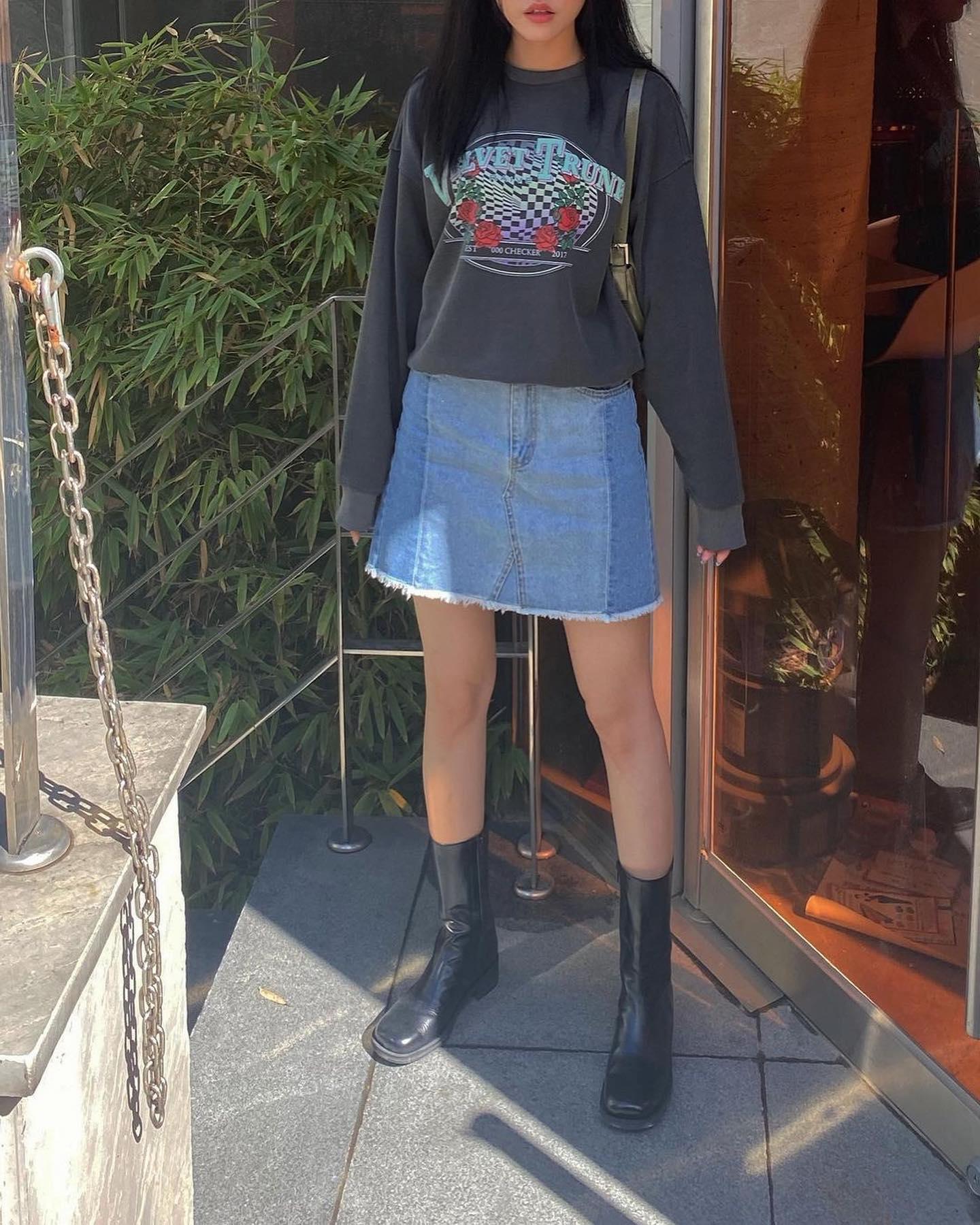 그래픽 맨투맨🌹🖤리스트 @추가 이미지9