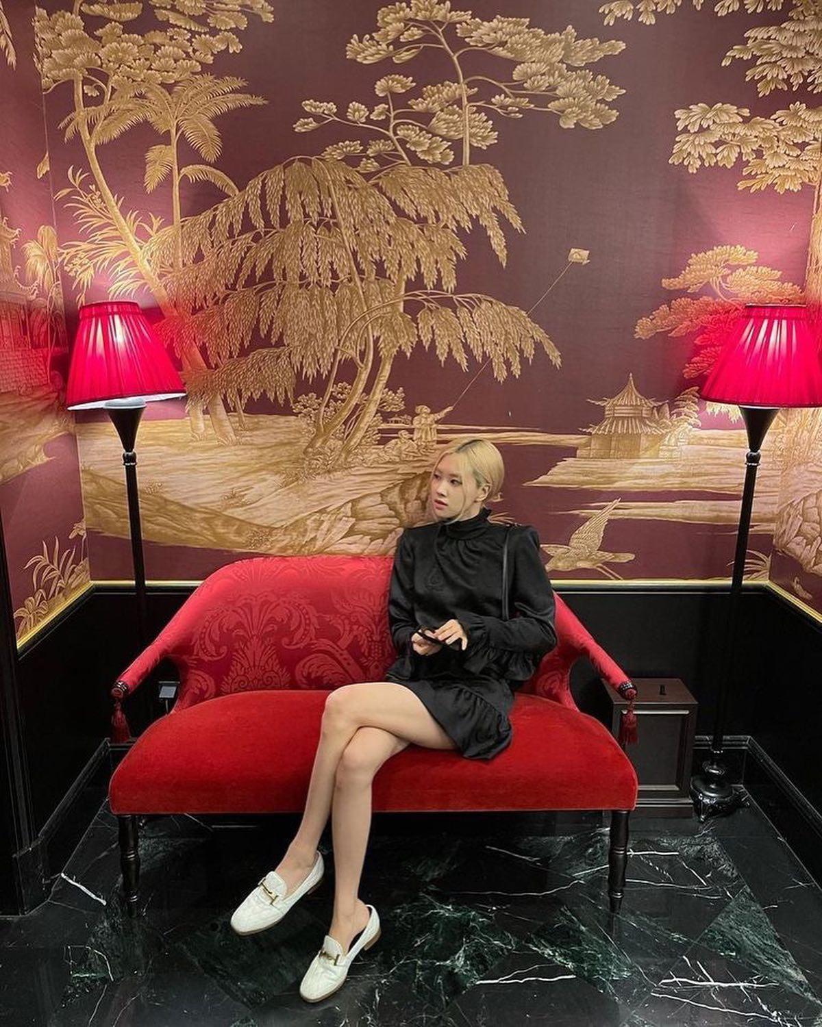 로제의 럭셔리 스타일 무드✨🖤 이미지6