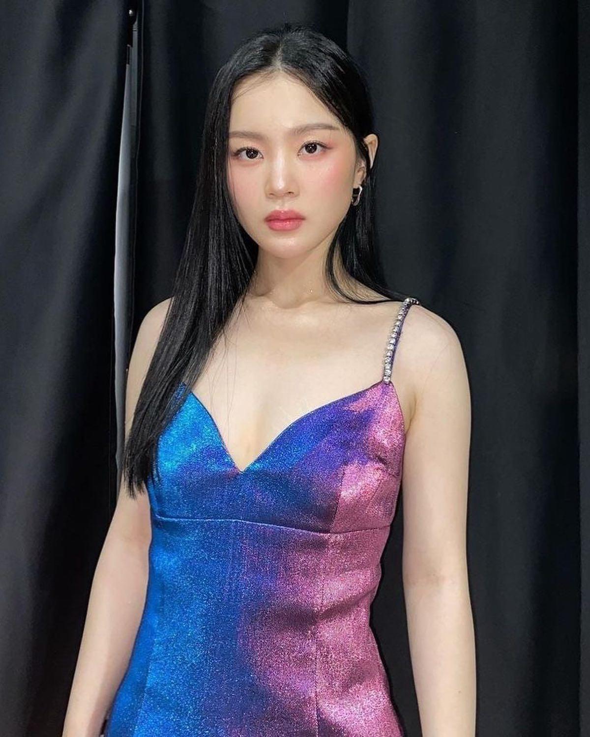 이쁨주의 이하이 데일리🖤🔥 이미지7