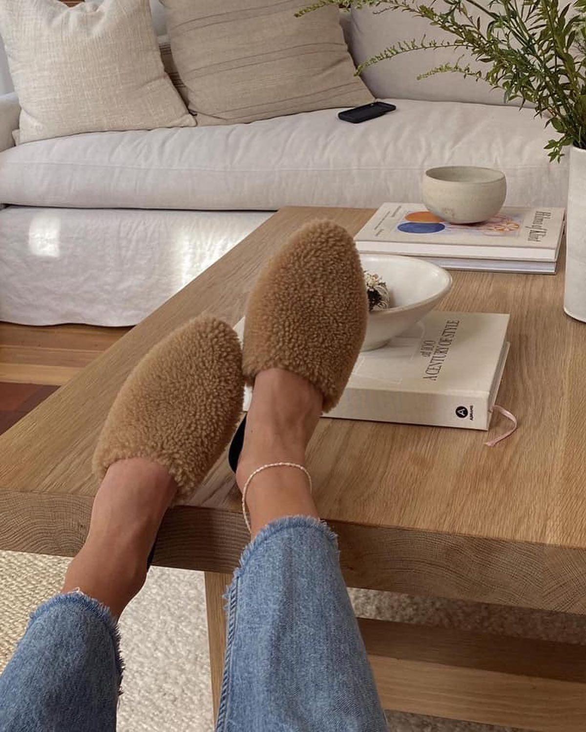 벌써 발이 시려워🥶🙏🏻 이미지3