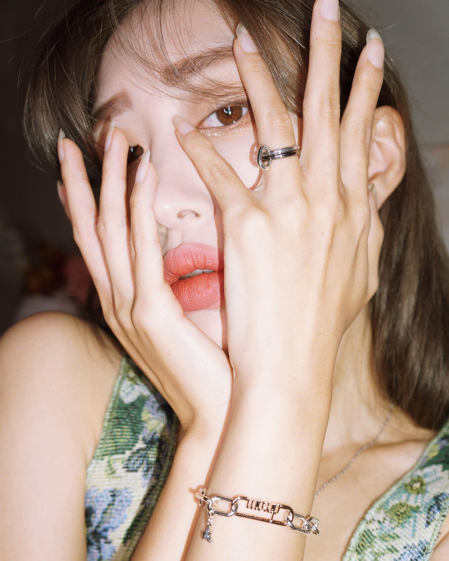 요즘 자주 보이는⛓💛@체인팔찌
팔목에 포인트 추가해💎🔥Pandora ME #광고 이미지5