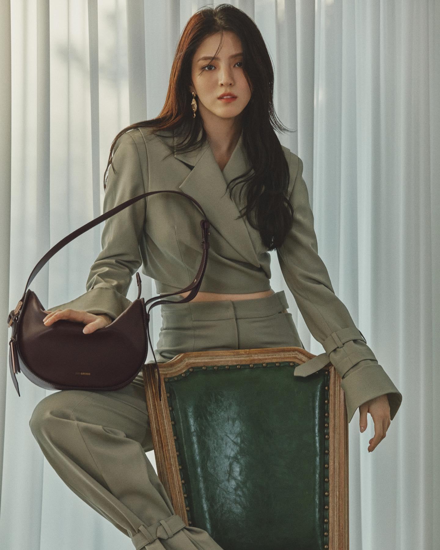 한소희 언니🤎💛가을가방 다했음 이미지7